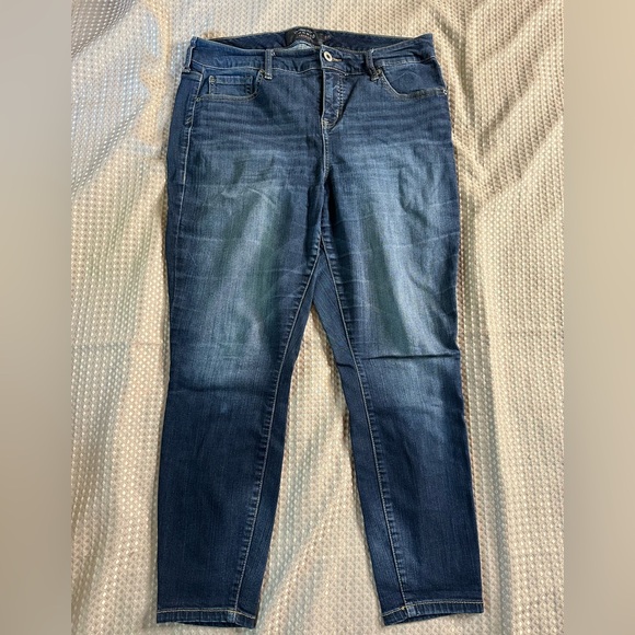 torrid Denim - Torrid Blue Skinny Jeans with Contrast Stitching 14 GUC